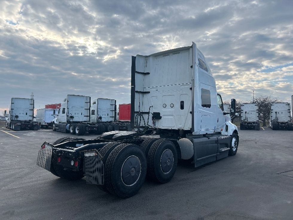 Sleeper Tractor-Heavy Duty Tractors-International-2023-LT625-Columbus-OH-388,063\n\t\tmiles-$ 66,750 - Image 7