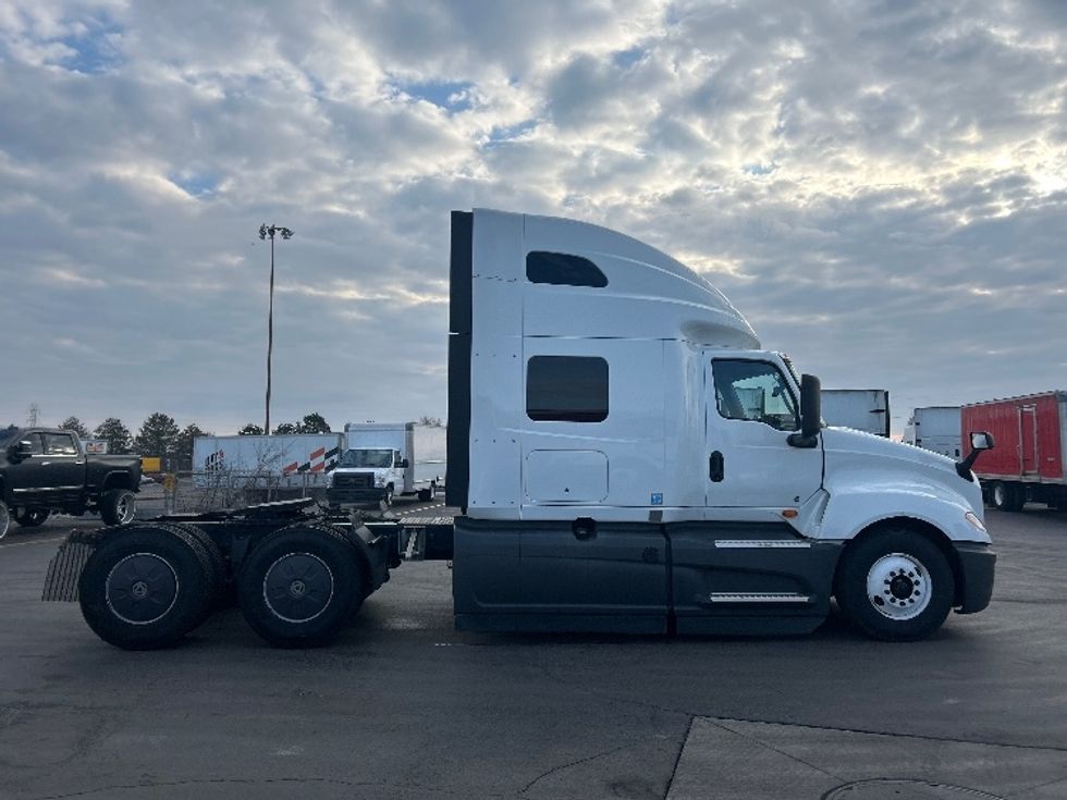 Sleeper Tractor-Heavy Duty Tractors-International-2023-LT625-Columbus-OH-388,063\n\t\tmiles-$ 66,750 - Image 8