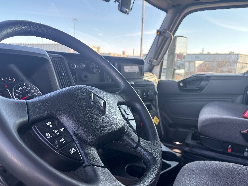 Sleeper Tractor-Heavy Duty Tractors-International-2023-LT625-Columbus-OH-409,403\n\t\tmiles-$ 65,000 - Image 10