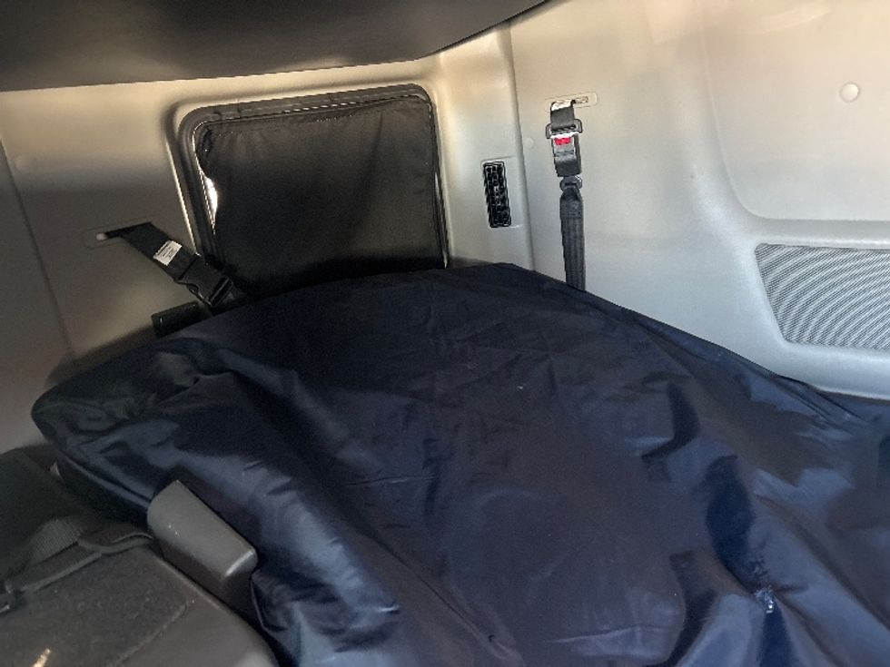 Sleeper Tractor-Heavy Duty Tractors-International-2023-LT625-Columbus-OH-409,403\n\t\tmiles-$ 65,000 - Image 17