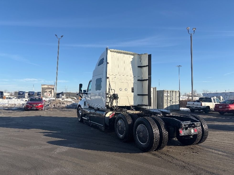 Sleeper Tractor-Heavy Duty Tractors-International-2023-LT625-Columbus-OH-409,403\n\t\tmiles-$ 65,000 - Image 5