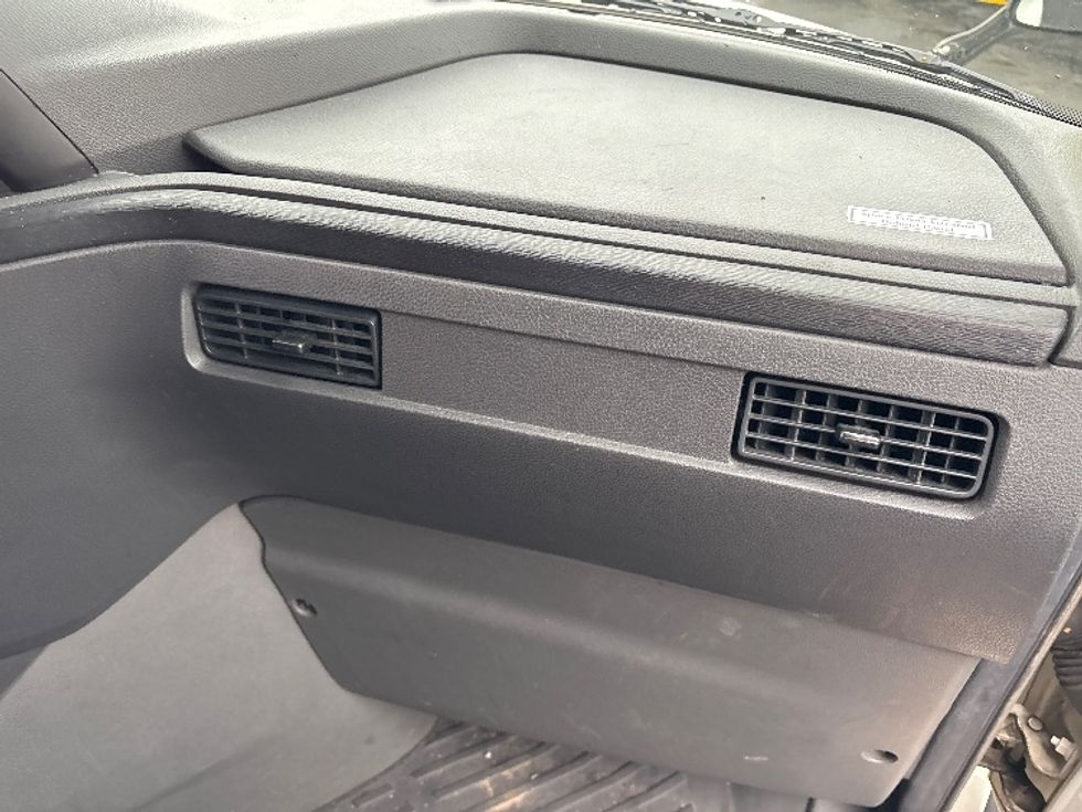 Sleeper Tractor-Heavy Duty Tractors-International-2023-LT625-Columbus-OH-471,615\n\t\tmiles-$ 57,750 - Image 14