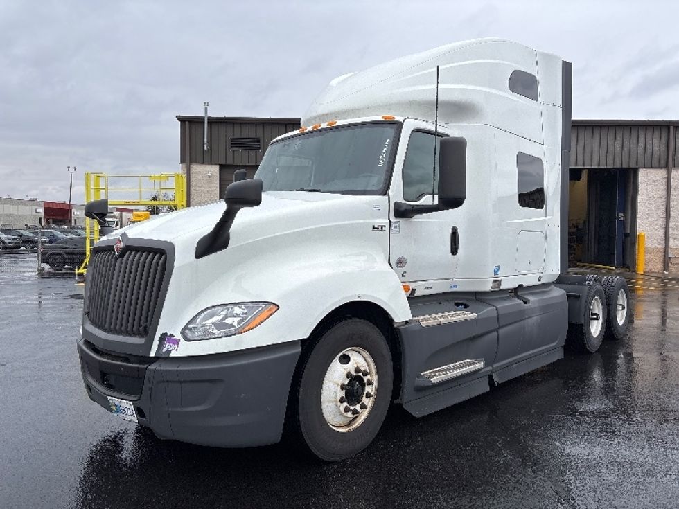Sleeper Tractor-Heavy Duty Tractors-International-2023-LT625-Columbus-OH-471,615\n\t\tmiles-$ 57,750 - Image 3