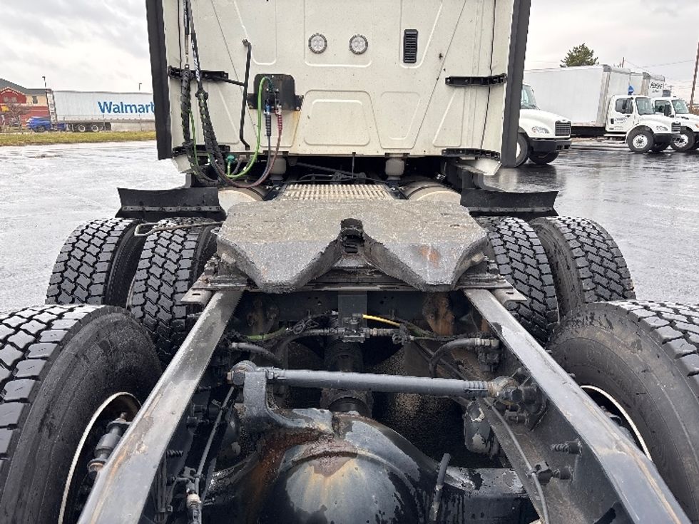 Sleeper Tractor-Heavy Duty Tractors-International-2023-LT625-Columbus-OH-471,615\n\t\tmiles-$ 57,750 - Image 6