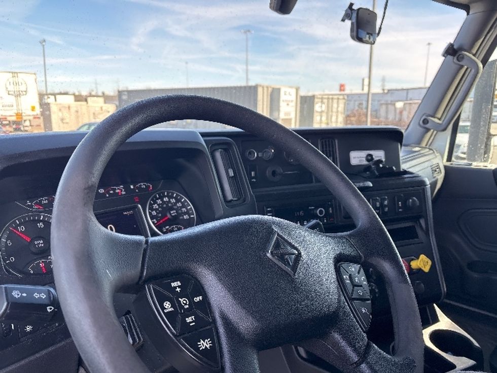 Sleeper Tractor-Heavy Duty Tractors-International-2023-LT625-Columbus-OH-593,569\n\t\tmiles-$ 46,250 - Image 10
