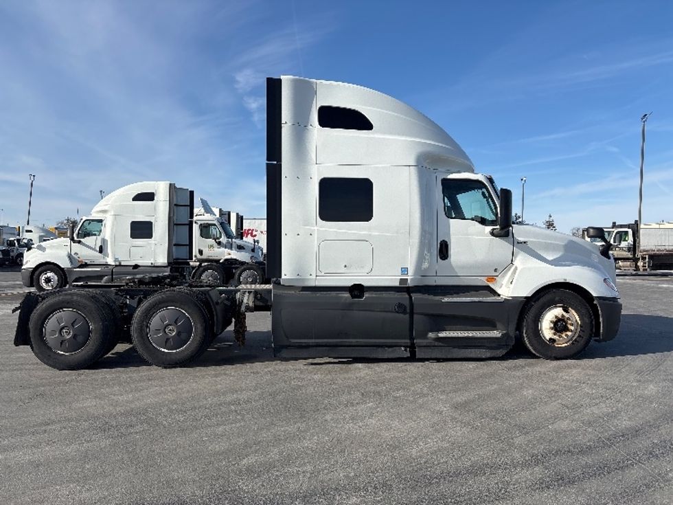Sleeper Tractor-Heavy Duty Tractors-International-2023-LT625-Columbus-OH-593,569\n\t\tmiles-$ 46,250 - Image 8