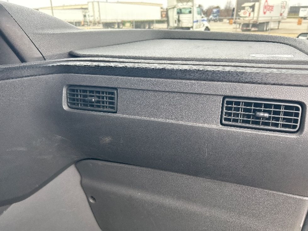 Sleeper Tractor-Heavy Duty Tractors-International-2023-LT625-Columbus-OH-609,137\n\t\tmiles-$ 44,750 - Image 14