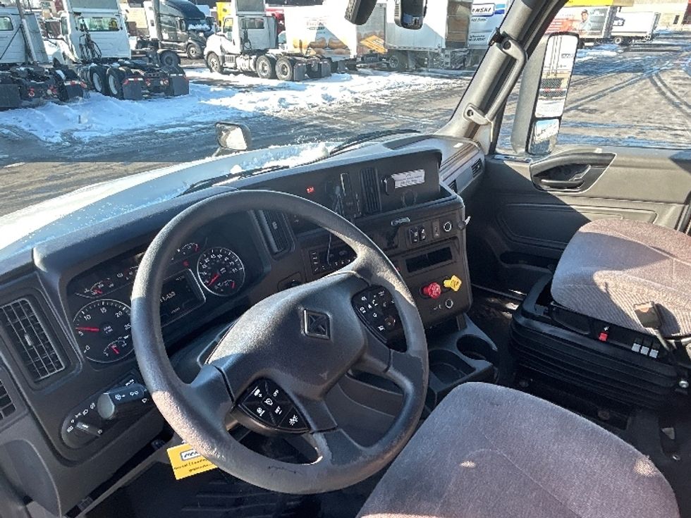 Sleeper Tractor-Heavy Duty Tractors-International-2023-LT625-Columbus-OH-612,083\n\t\tmiles-$ 44,500 - Image 10