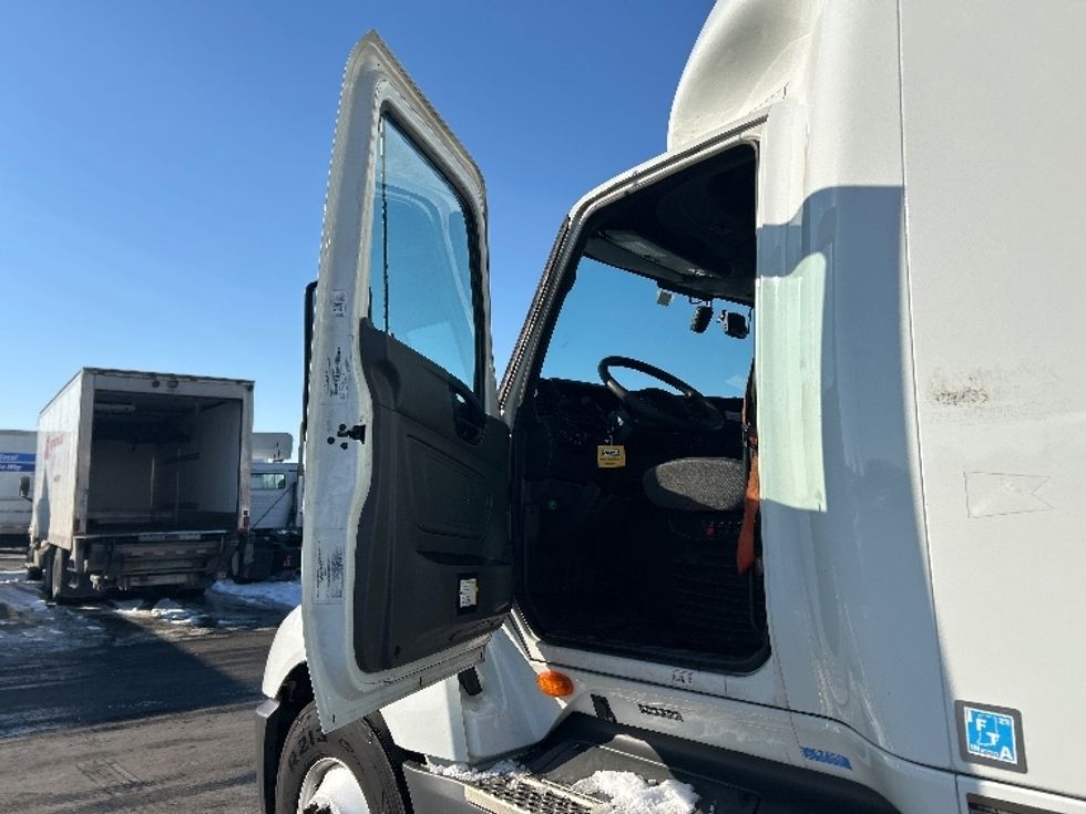 Sleeper Tractor-Heavy Duty Tractors-International-2023-LT625-Columbus-OH-612,083\n\t\tmiles-$ 44,500 - Image 9