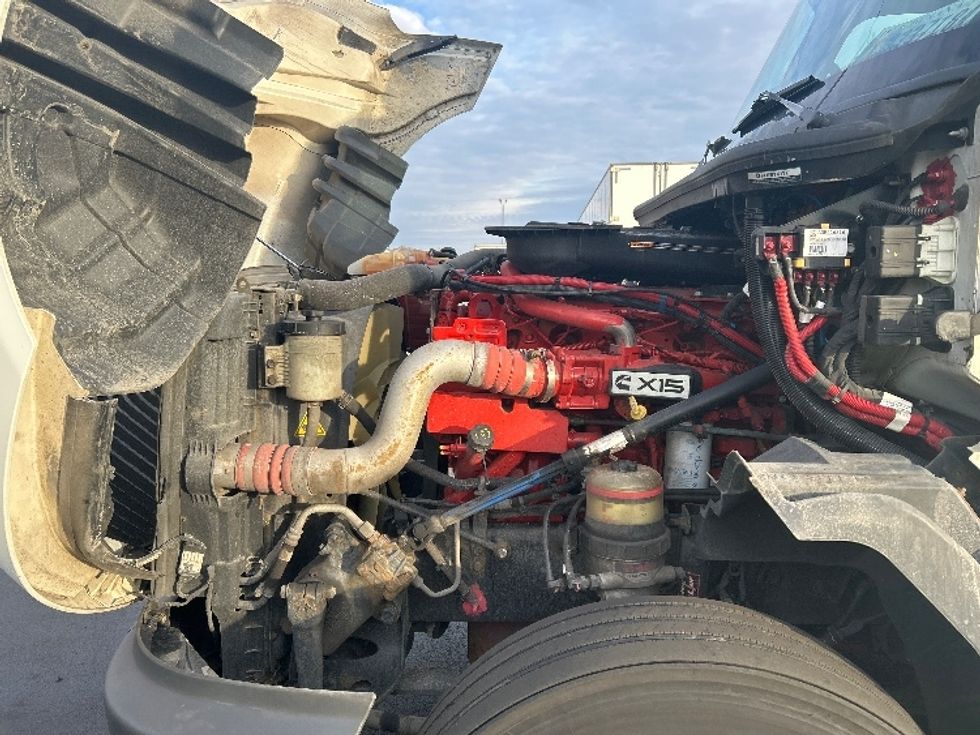 Sleeper Tractor-Heavy Duty Tractors-International-2023-LT625-Columbus-OH-654,600\n\t\tmiles-$ 40,500 - Image 19