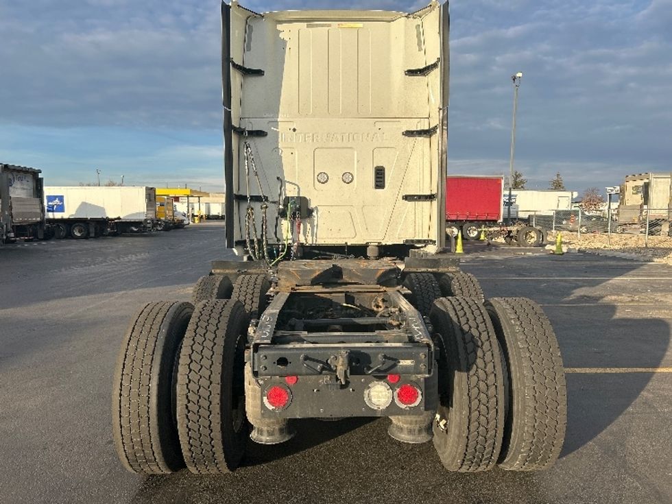 Sleeper Tractor-Heavy Duty Tractors-International-2023-LT625-Columbus-OH-654,600\n\t\tmiles-$ 40,500 - Image 6