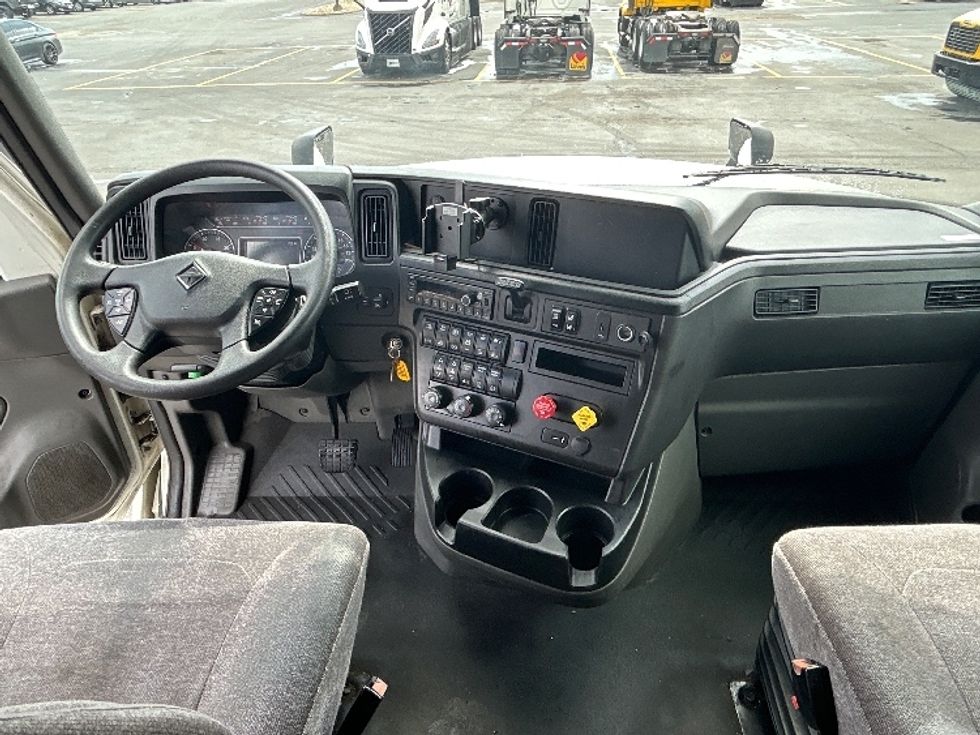 Sleeper Tractor-Heavy Duty Tractors-International-2023-LT625-Columbus-OH-659,563\n\t\tmiles-$ 40,000 - Image 12