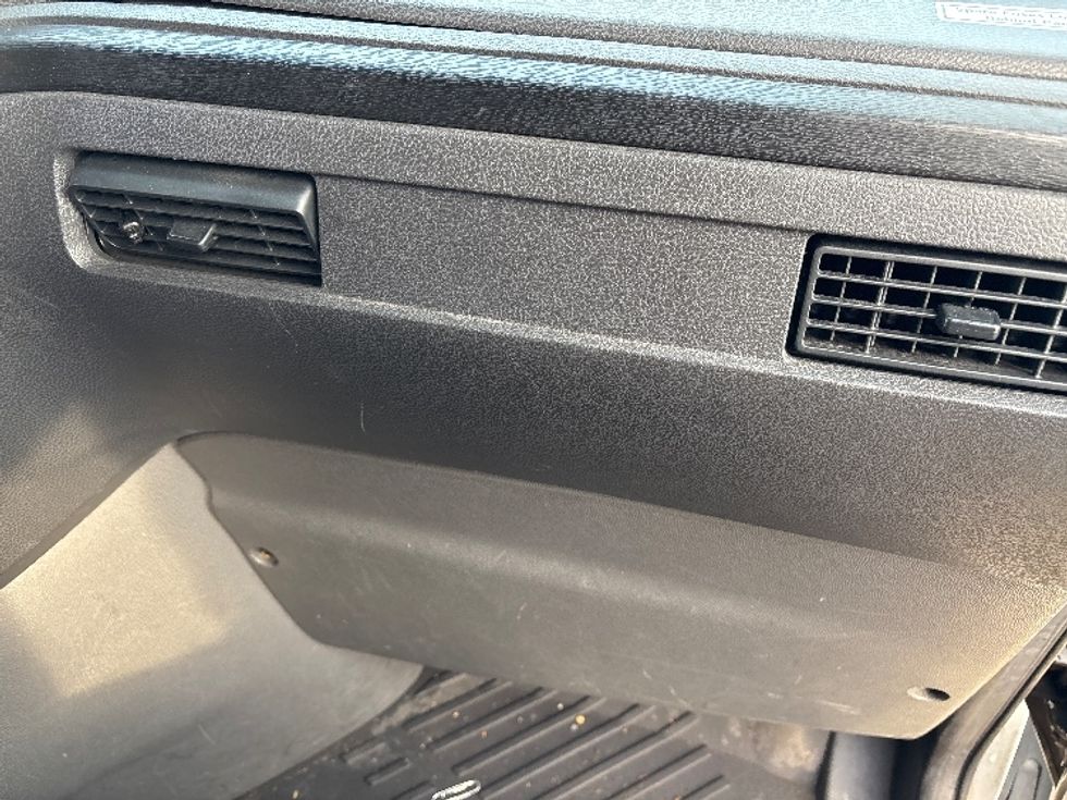 Sleeper Tractor-Heavy Duty Tractors-International-2023-LT625-Columbus-OH-665,988\n\t\tmiles-$ 39,500 - Image 14