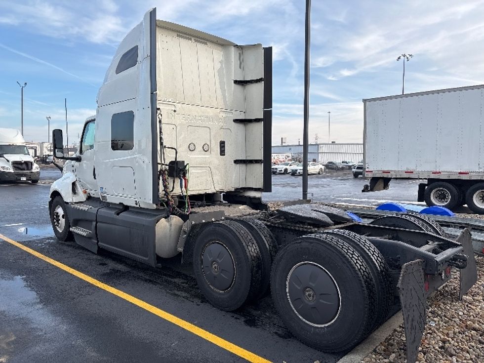 Sleeper Tractor-Heavy Duty Tractors-International-2023-LT625-Columbus-OH-665,988\n\t\tmiles-$ 39,500 - Image 5