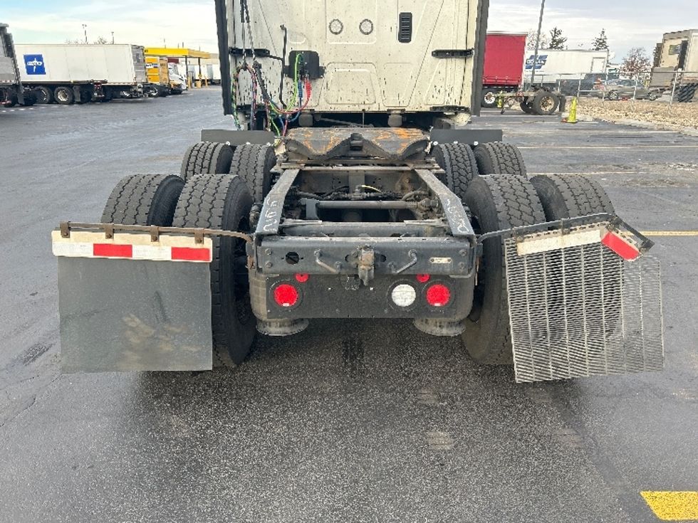 Sleeper Tractor-Heavy Duty Tractors-International-2023-LT625-Columbus-OH-679,103\n\t\tmiles-$ 38,250 - Image 6