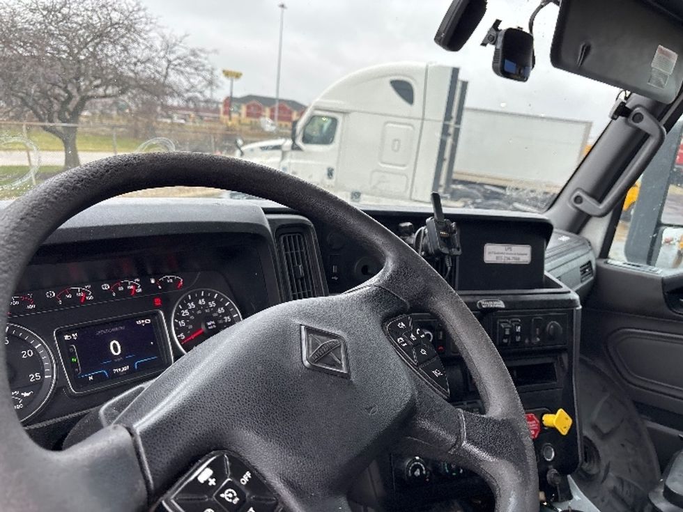 Sleeper Tractor-Heavy Duty Tractors-International-2023-LT625-Columbus-OH-719,228\n\t\tmiles-$ 34,750 - Image 10