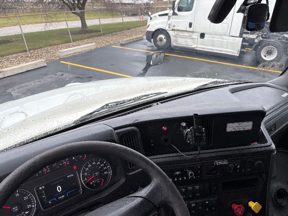 Sleeper Tractor-Heavy Duty Tractors-International-2023-LT625-Columbus-OH-719,228\n\t\tmiles-$ 34,750 - Image 12