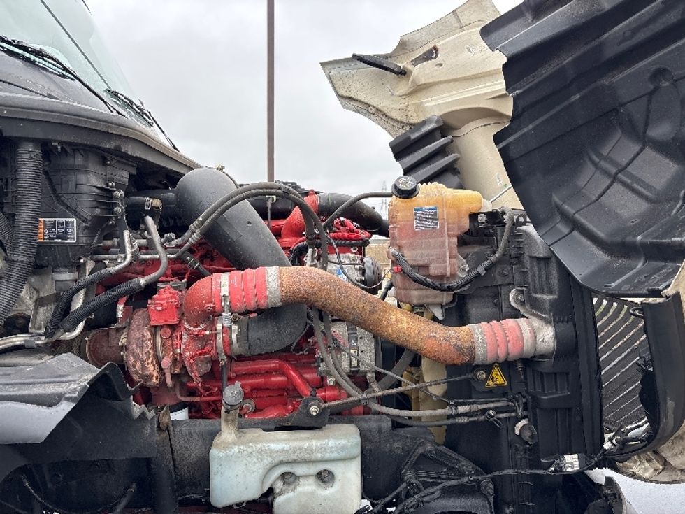 Sleeper Tractor-Heavy Duty Tractors-International-2023-LT625-Columbus-OH-719,228\n\t\tmiles-$ 34,750 - Image 17