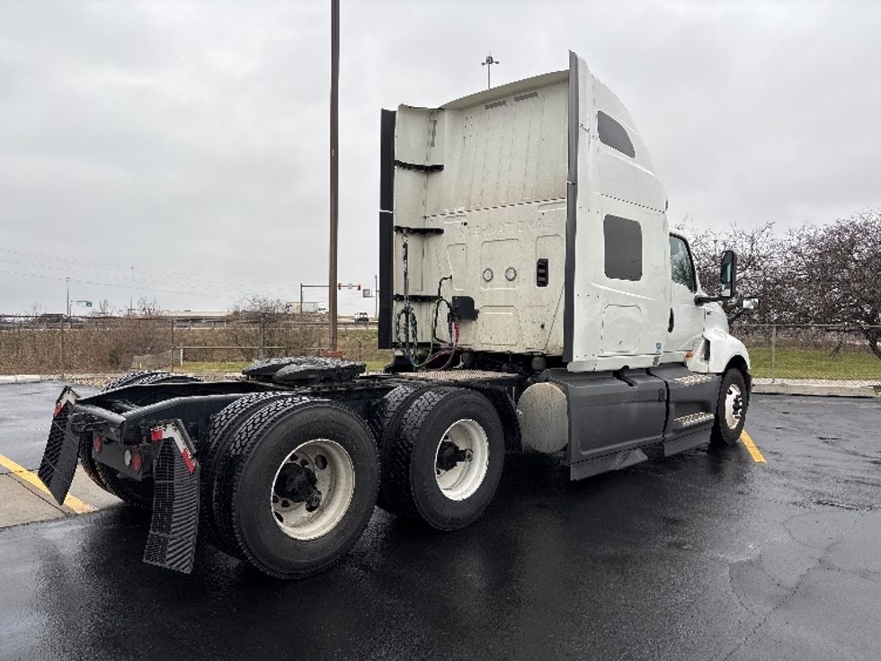 Sleeper Tractor-Heavy Duty Tractors-International-2023-LT625-Columbus-OH-719,228\n\t\tmiles-$ 34,750 - Image 7