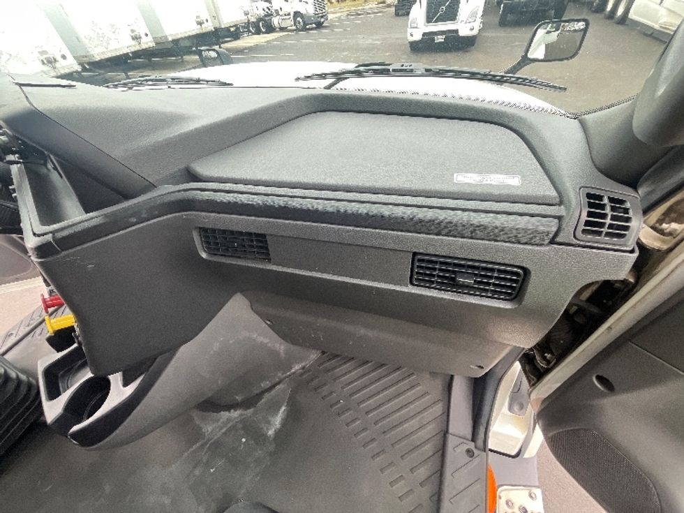 Sleeper Tractor-Heavy Duty Tractors-International-2023-LT625-Cranbury-NJ-526,434\n\t\tmiles-$ 52,500 - Image 14