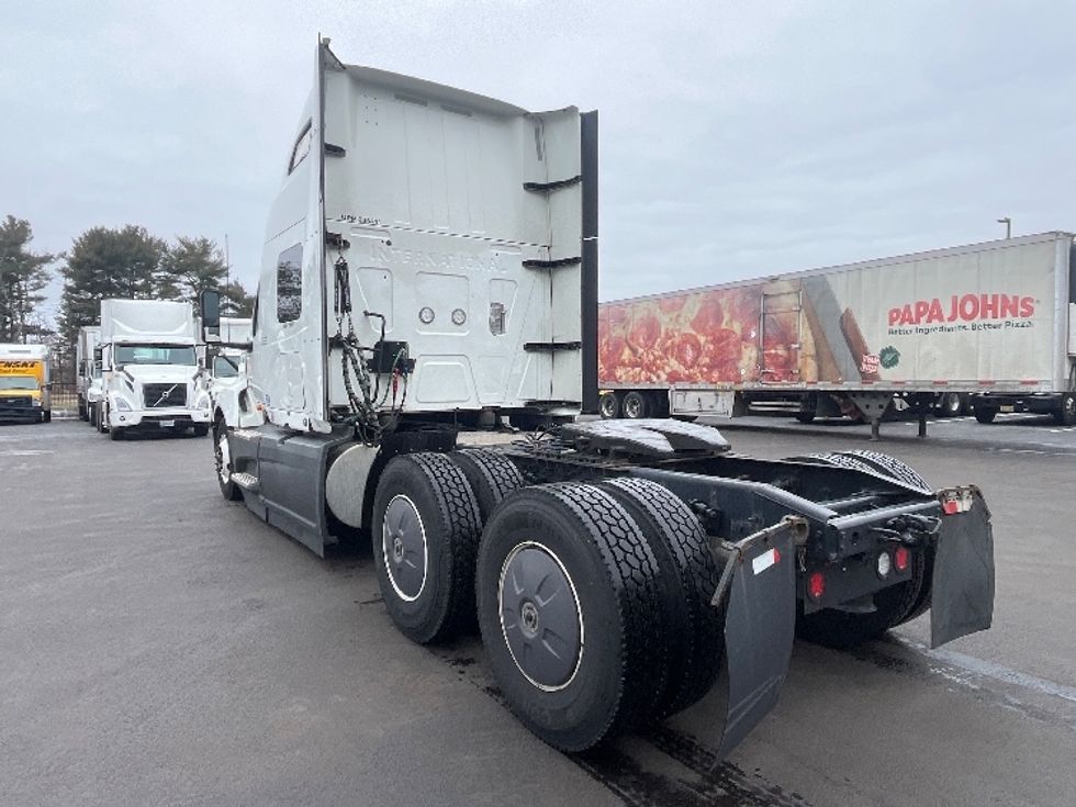 Sleeper Tractor-Heavy Duty Tractors-International-2023-LT625-Cranbury-NJ-526,434\n\t\tmiles-$ 52,500 - Image 5