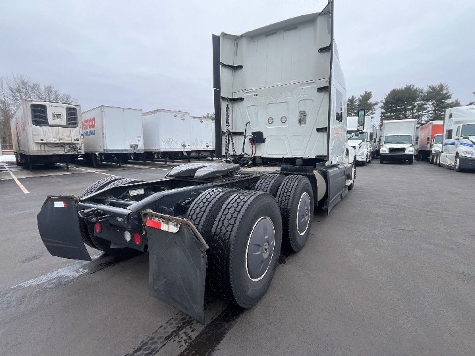Sleeper Tractor-Heavy Duty Tractors-International-2023-LT625-Cranbury-NJ-526,434\n\t\tmiles-$ 52,500 - Image 7