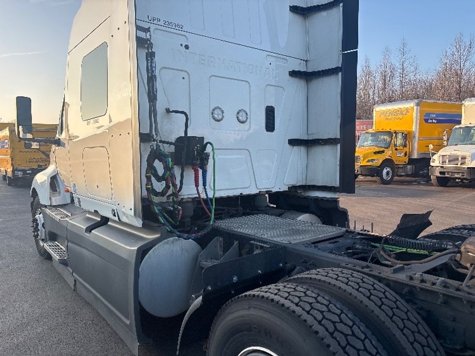 Sleeper Tractor-Heavy Duty Tractors-International-2023-LT625-Cranbury-NJ-643,729\n\t\tmiles-$ 41,500 - Image 22