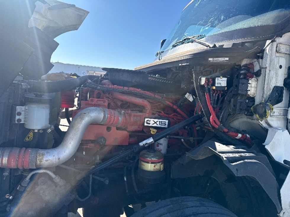 Sleeper Tractor-Heavy Duty Tractors-International-2023-LT625-Dallas-TX-313,728\n\t\tmiles-$ 82,250 - Image 21