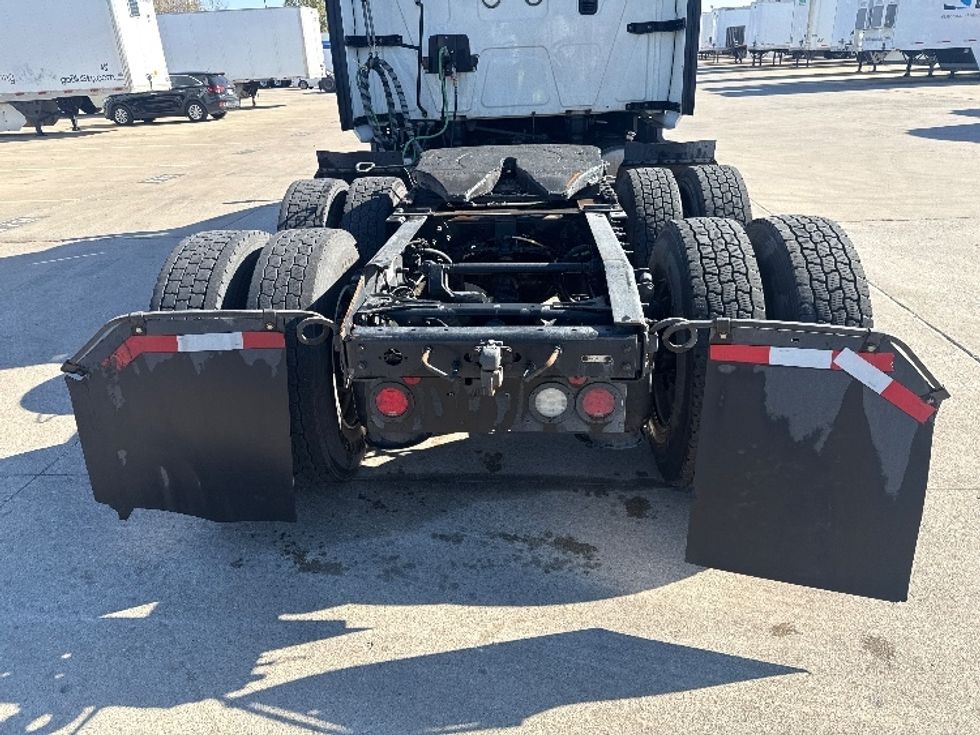 Sleeper Tractor-Heavy Duty Tractors-International-2023-LT625-Dallas-TX-313,728\n\t\tmiles-$ 82,250 - Image 6