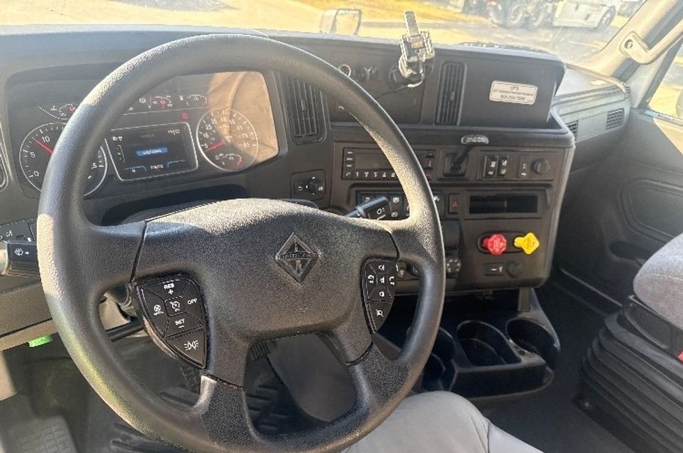 Sleeper Tractor-Heavy Duty Tractors-International-2023-LT625-Dallas-TX-778,771\n\t\tmiles-$ 38,500 - Image 11