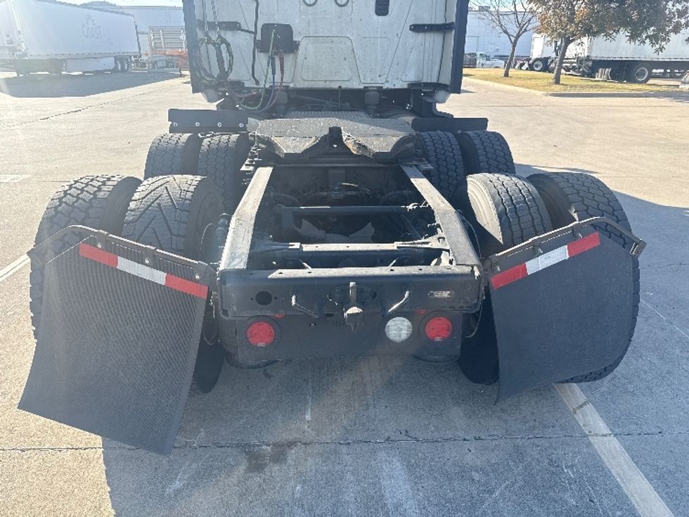 Sleeper Tractor-Heavy Duty Tractors-International-2023-LT625-Dallas-TX-778,771\n\t\tmiles-$ 38,500 - Image 6