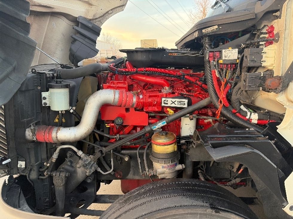 Sleeper Tractor-Heavy Duty Tractors-International-2023-LT625-Dallas-TX-833,179\n\t\tmiles-$ 34,000 - Image 21