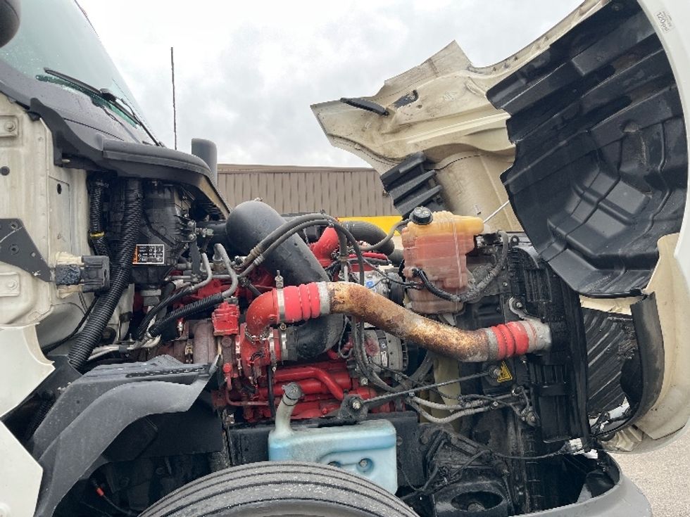 Sleeper Tractor-Heavy Duty Tractors-International-2023-LT625-Davenport-IA-678,651\n\t\tmiles-$ 39,750 - Image 18