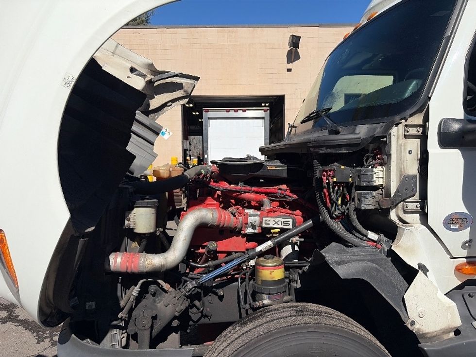 Sleeper Tractor-Heavy Duty Tractors-International-2023-LT625-Dayton-NJ-658,022\n\t\tmiles-$ 40,000 - Image 21