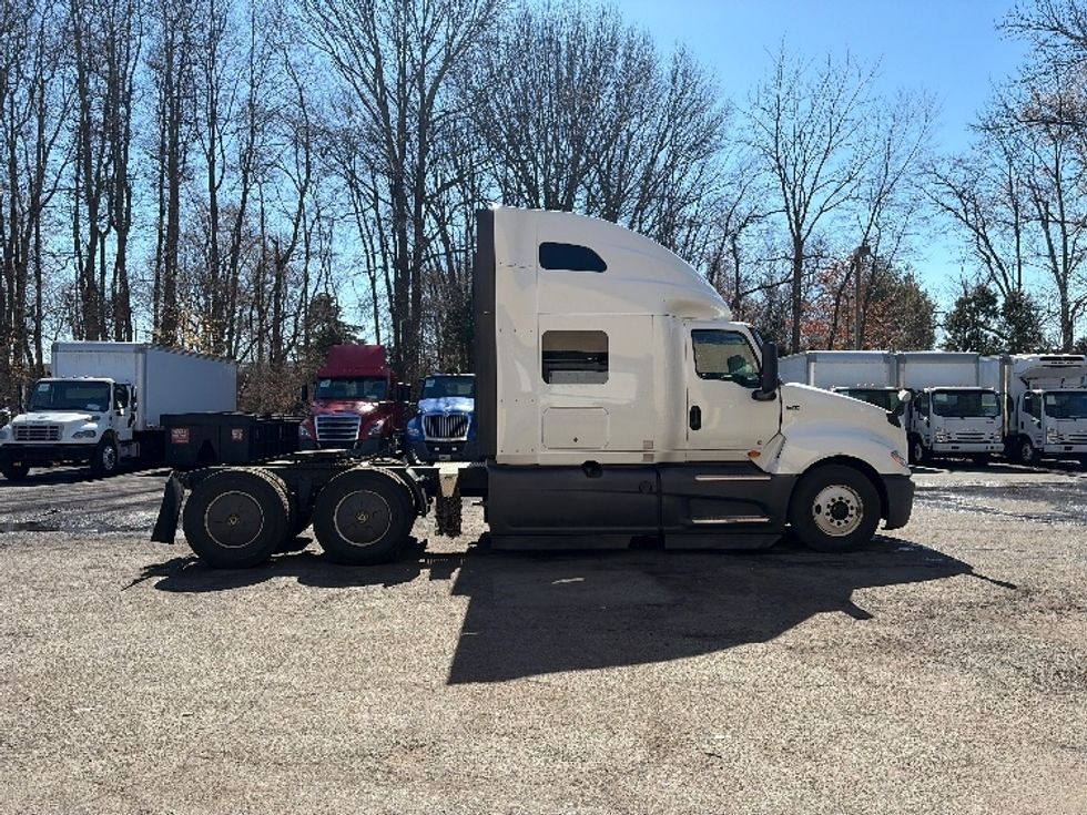 Sleeper Tractor-Heavy Duty Tractors-International-2023-LT625-Dayton-NJ-658,022\n\t\tmiles-$ 40,000 - Image 8