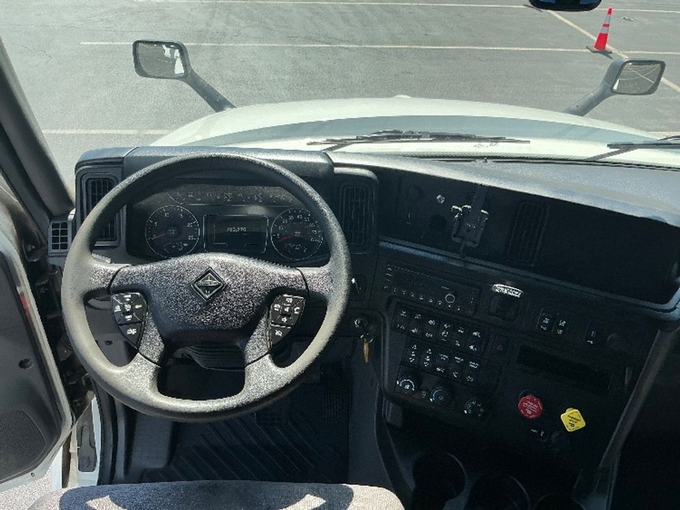 Sleeper Tractor-Heavy Duty Tractors-International-2023-LT625-Dayton-NJ-763,770\n\t\tmiles-$ 39,500 - Image 11