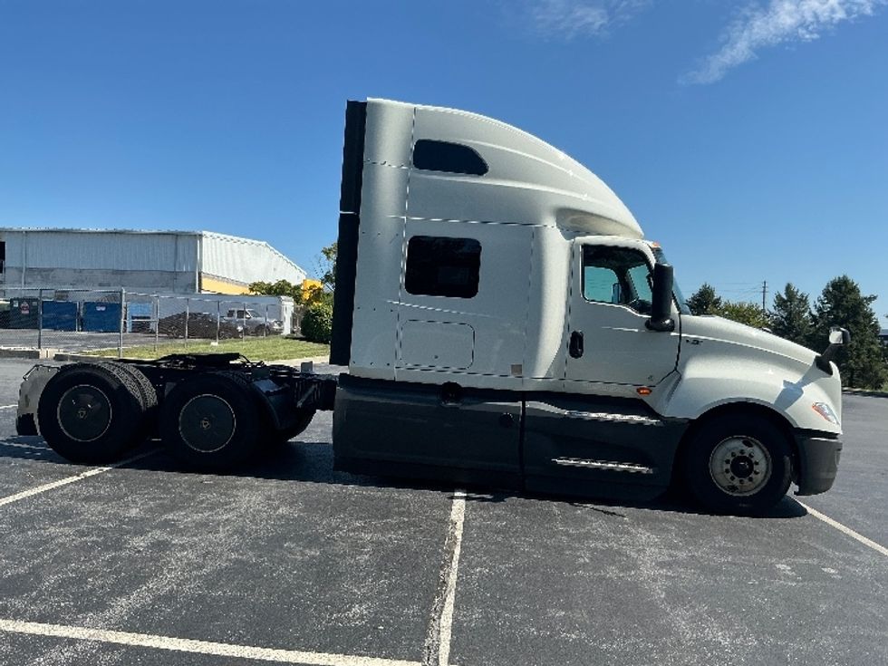 Sleeper Tractor-Heavy Duty Tractors-International-2023-LT625-Dayton-NJ-763,770\n\t\tmiles-$ 39,500 - Image 8