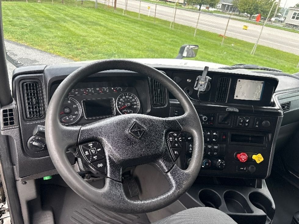 Sleeper Tractor-Heavy Duty Tractors-International-2023-LT625-Dayton-NJ-847,614\n\t\tmiles-$ 35,750 - Image 11