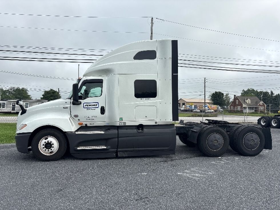 Sleeper Tractor-Heavy Duty Tractors-International-2023-LT625-Dayton-NJ-847,614\n\t\tmiles-$ 35,750 - Image 4