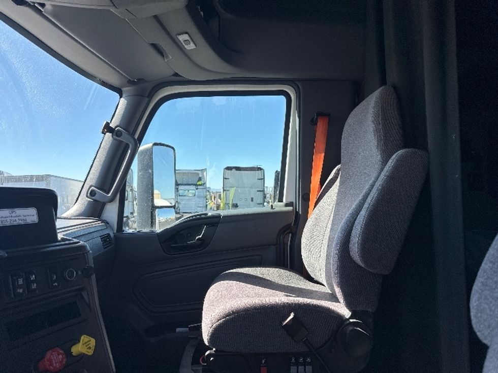 Sleeper Tractor-Heavy Duty Tractors-International-2023-LT625-Denver-CO-605,287\n\t\tmiles-$ 50,500 - Image 10