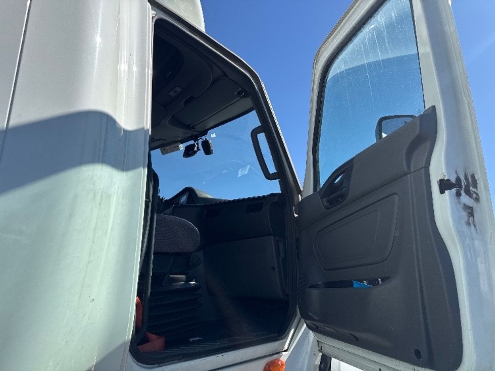 Sleeper Tractor-Heavy Duty Tractors-International-2023-LT625-Denver-CO-605,287\n\t\tmiles-$ 50,500 - Image 13