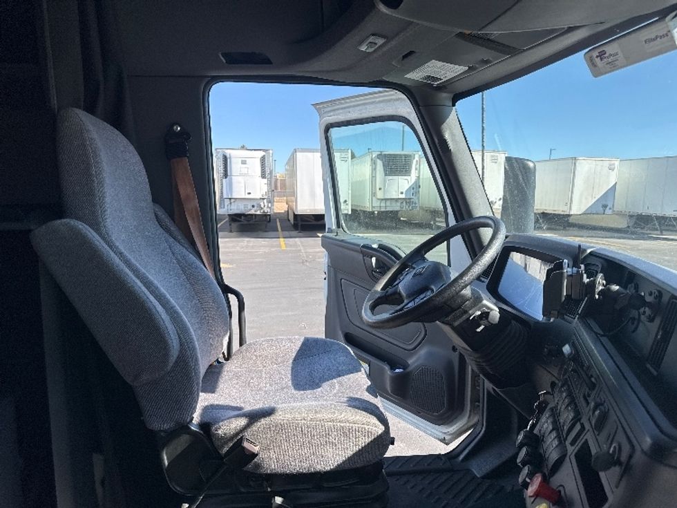 Sleeper Tractor-Heavy Duty Tractors-International-2023-LT625-Denver-CO-605,287\n\t\tmiles-$ 50,500 - Image 15