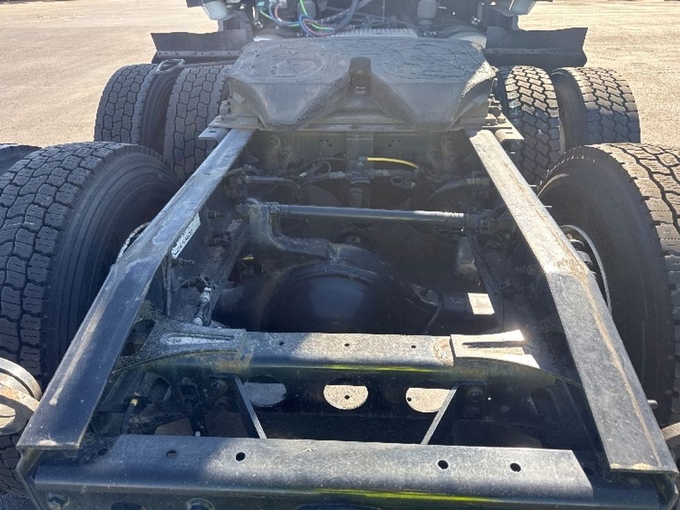 Sleeper Tractor-Heavy Duty Tractors-International-2023-LT625-Denver-CO-605,287\n\t\tmiles-$ 50,500 - Image 6
