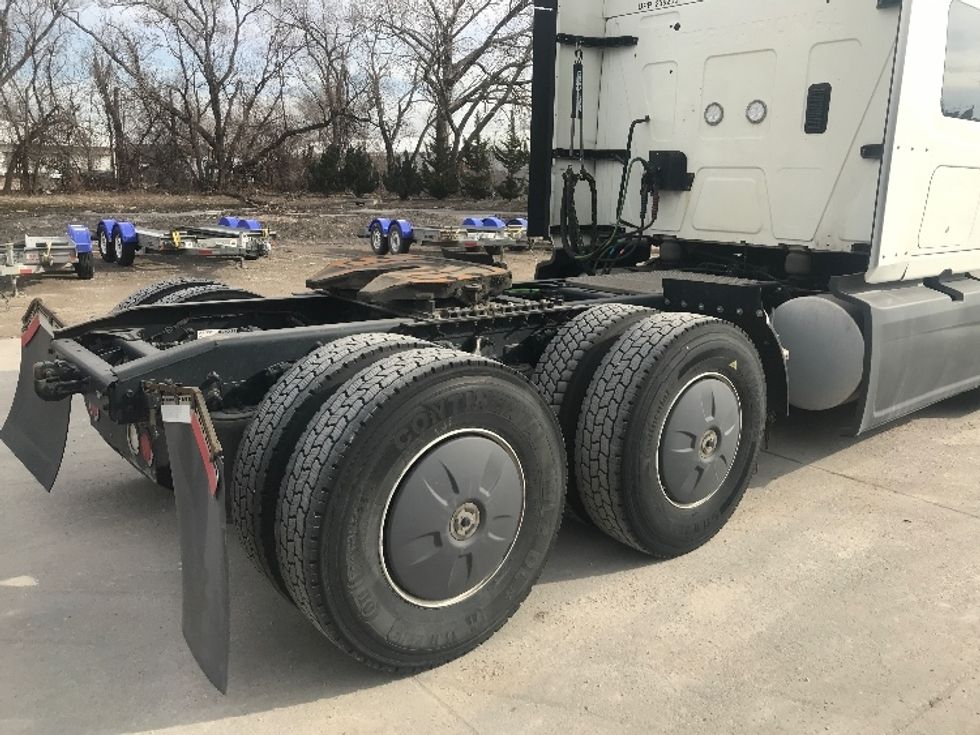 Sleeper Tractor-Heavy Duty Tractors-International-2023-LT625-Des Moines-IA-666,870\n\t\tmiles-$ 40,750 - Image 23