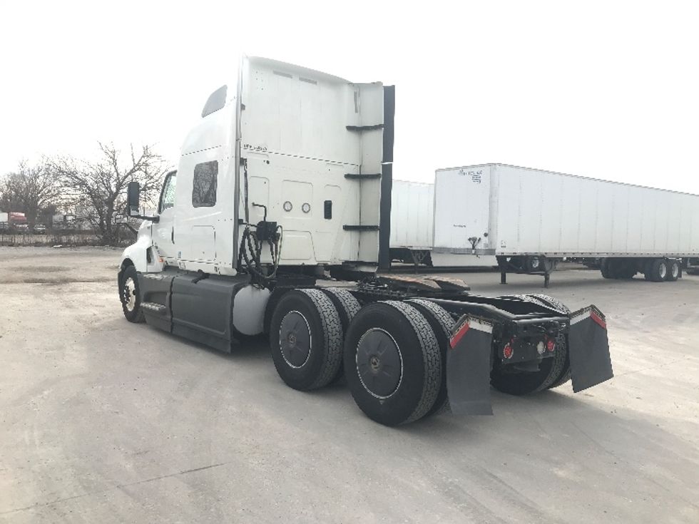 Sleeper Tractor-Heavy Duty Tractors-International-2023-LT625-Des Moines-IA-666,870\n\t\tmiles-$ 40,750 - Image 5