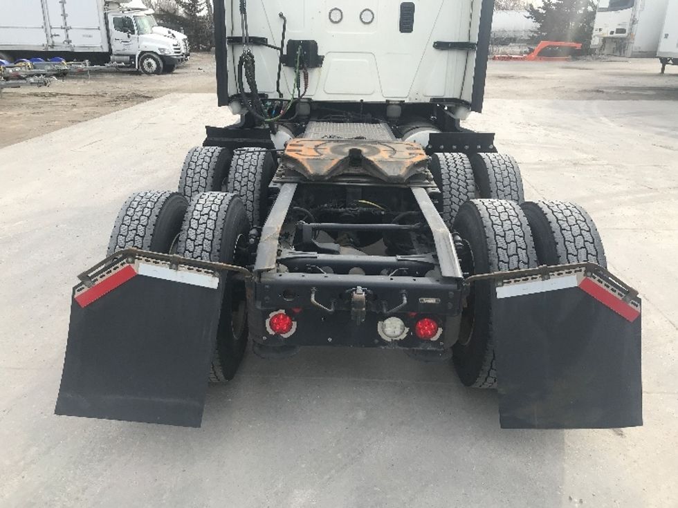 Sleeper Tractor-Heavy Duty Tractors-International-2023-LT625-Des Moines-IA-666,870\n\t\tmiles-$ 40,750 - Image 6