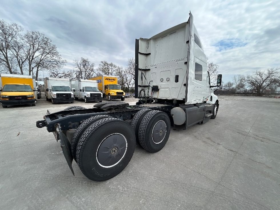 Sleeper Tractor-Heavy Duty Tractors-International-2023-LT625-Des Moines-IA-702,285\n\t\tmiles-$ 39,000 - Image 7