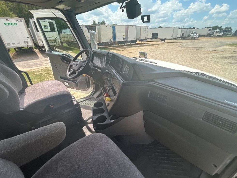 Sleeper Tractor-Heavy Duty Tractors-International-2023-LT625-Dothan-AL-554,626\n\t\tmiles-$ 65,250 - Image 15