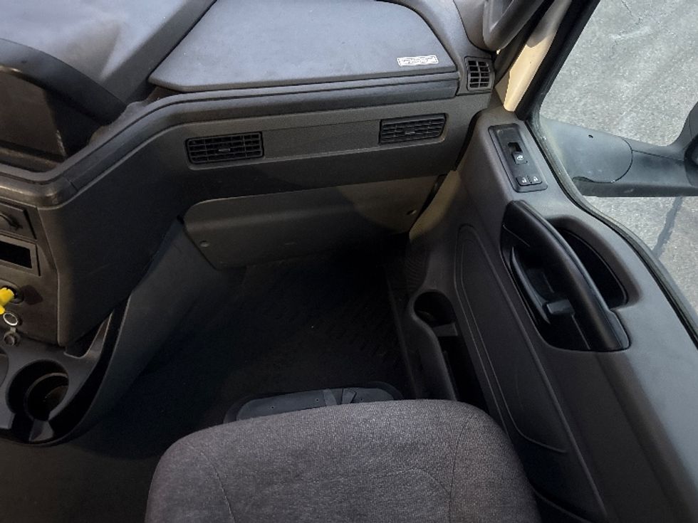 Sleeper Tractor-Heavy Duty Tractors-International-2023-LT625-East Chicago-IN-545,685\n\t\tmiles-$ 50,750 - Image 14