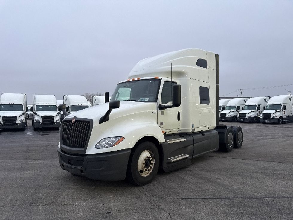 Sleeper Tractor-Heavy Duty Tractors-International-2023-LT625-East Chicago-IN-545,685\n\t\tmiles-$ 50,750 - Image 3